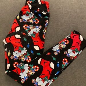 LuLaRoe Christmas Stocking One Size Leggings.